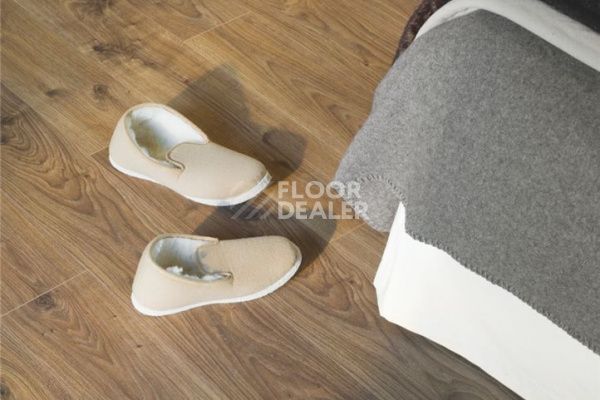 Ламинат Quick Step Perspective Hydro PER1492   Доска дуба белого медиум фото 4 | FLOORDEALER